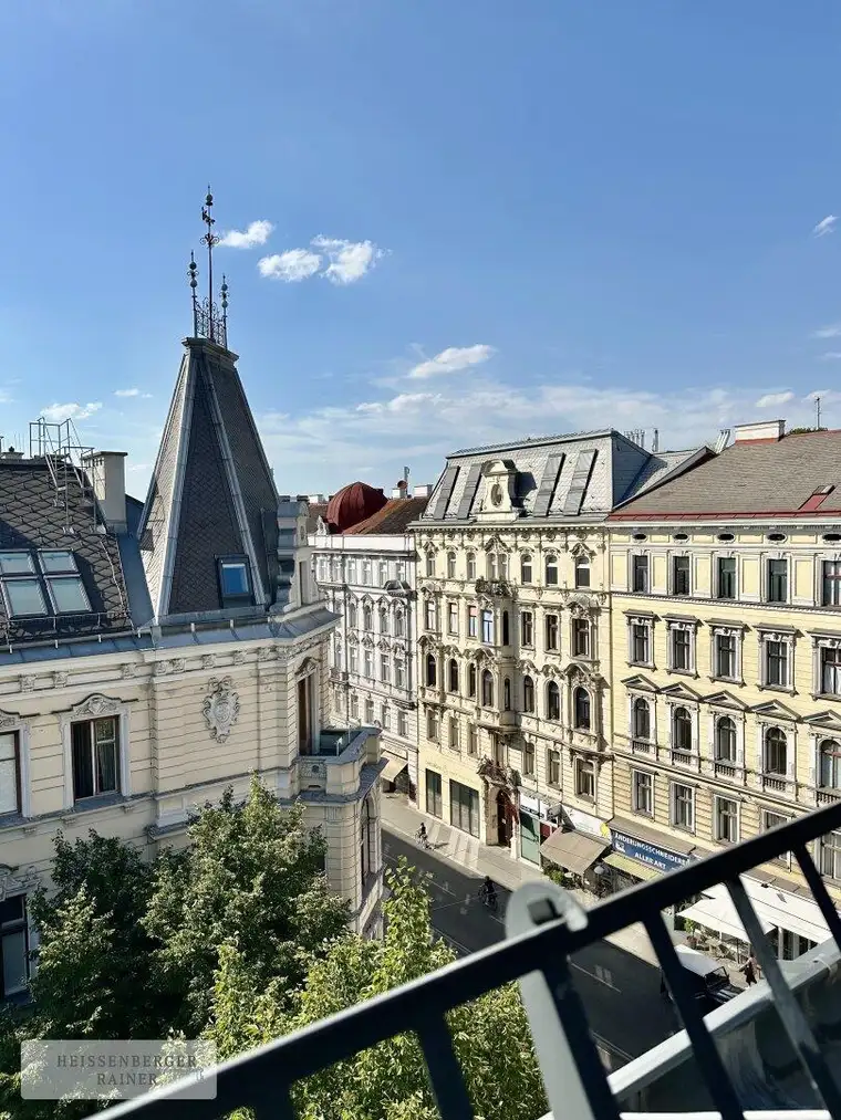 MARGARETENHOF /// VIEL PLATZ UND LICHT /// TOLLE DACHTERRASSENWOHNUNG