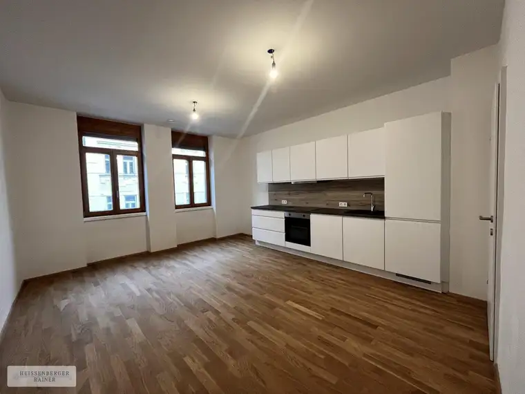 Nahe Stadtzentrum - Augarten | großzügige 3-Zimmerwohnung mit Westbalkon