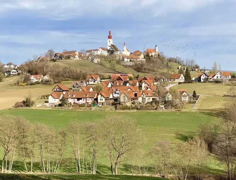 Wohn- und Geschäftshaus oder Tourismusobjekt im Zentrum von Straden