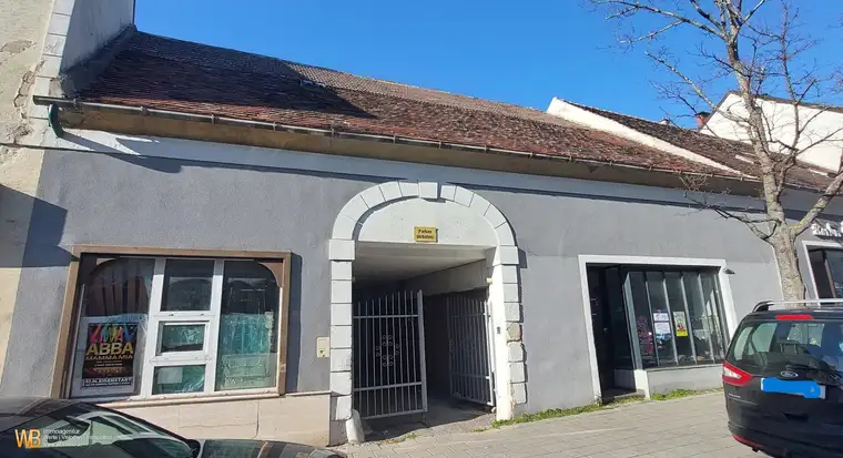 Hohe Frequenzlage !! 125m² Geschäftslokale auf 575m² Eigengrund