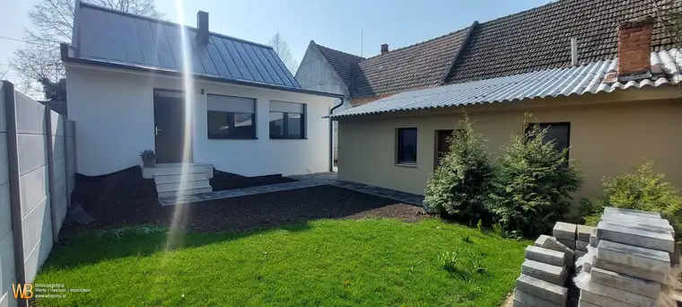 ERSTBEZUG nach Kernsanierung, schlüsselfertig 2 Zimmer &amp; Küche, Garten, sofort beziehbar