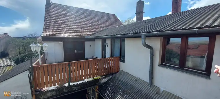Über 300m² Wohnfläche &amp; Nutzfläche in Ruhelage