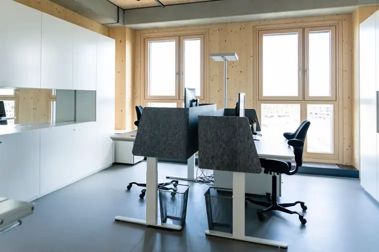 Büro ab 15m2 - All in (Heizung/Reinigungsservice/Küche) direkt an der U2 ! Ab sofort verfügbar!