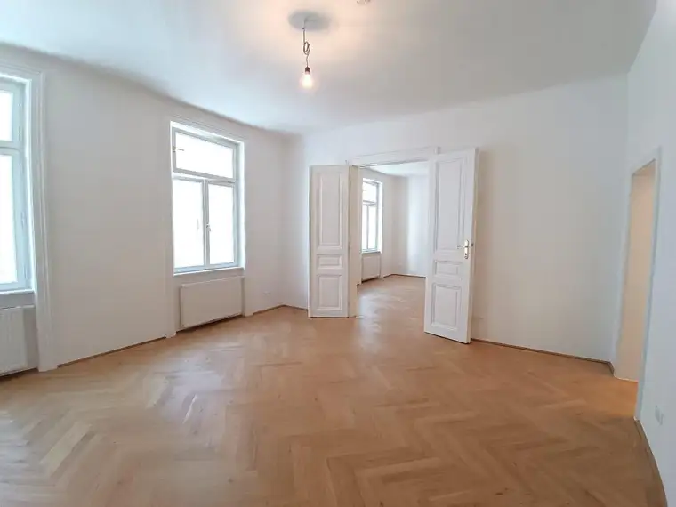 Altbaujuwel mit Erstbezug und U-Bahn Nähe! 3 Zimmer! Nähe Servitenviertel &amp; U4 Friedensbrücke!