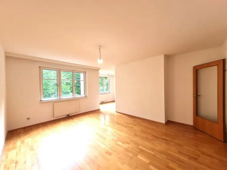 * GARTENBLICK GEFÄLLIG? * 3-Zimmer-Neubauwohnung * ruhige Innenhoflage * Badewanne * U-Bahn Nähe *