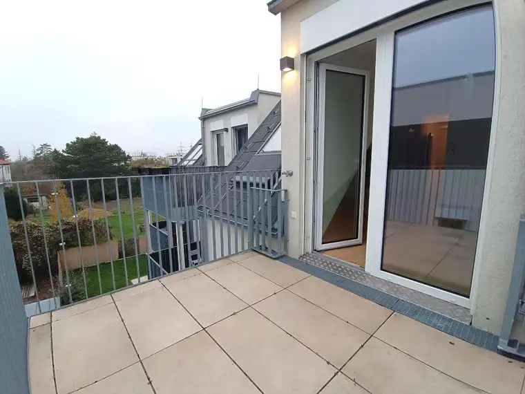 Neubau! ! 2-Zimmer Wohnung im DG mit Dachterrasse in Leopoldsdorf! ! Stellplatz in Tiefgarage optional verfügbar!