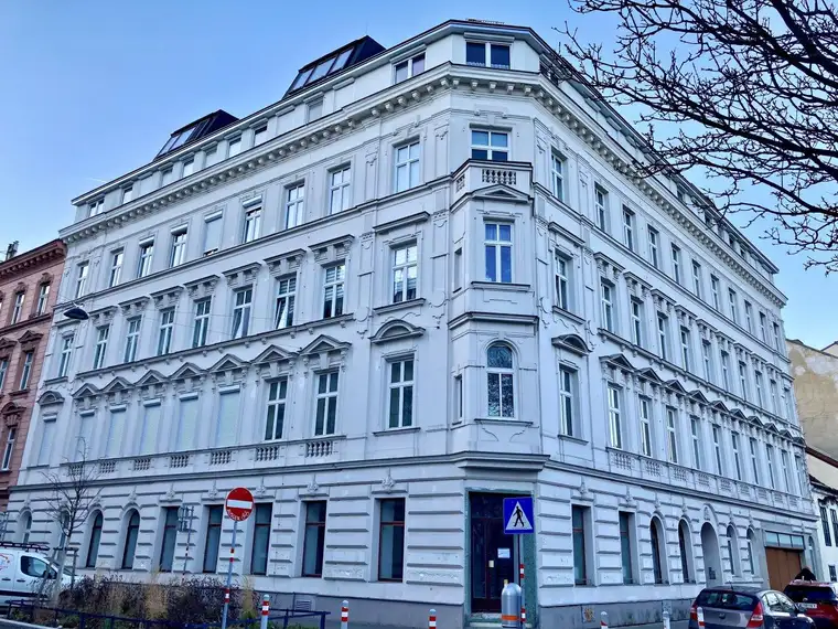 Vielseitig nutzbares Geschäftslokal in guter Lage!