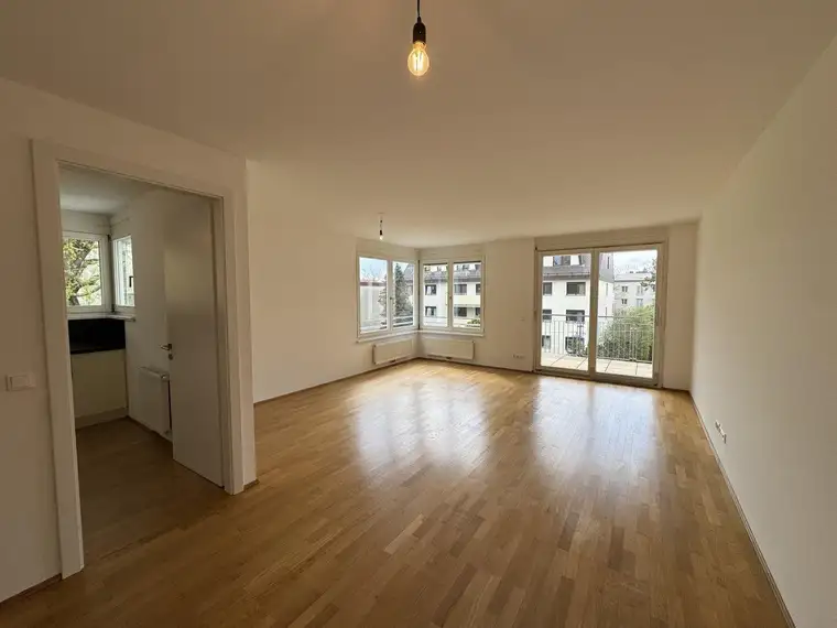 *Traumhafte 4-Zimmer-Wohnung mit 2 Balkonen im Herzen von Döbling – Ihr neues Zuhause!*
