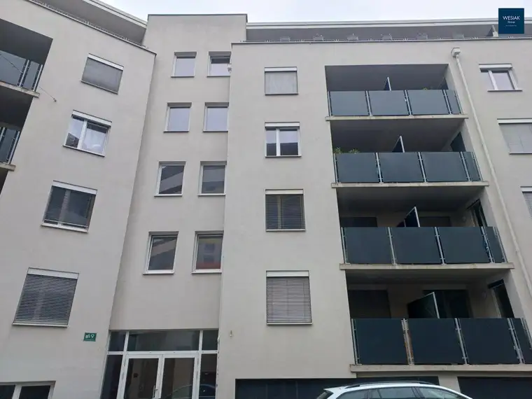 Moderne Traumwohnung mit Balkon und Top-Ausstattung in zentraler Lage - jetzt mieten!