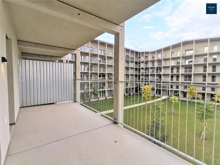 1. MONAT MIETZINSFREI! Hochwertige 3 Zimmerwohnung mit Balkon: Smart City Süd Top 220