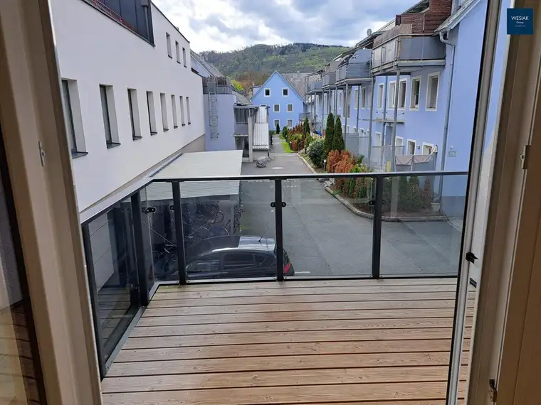 Alte Poststraße 98/2 – Stilvolle Wohnung mit Balkon - ideal als Anlegerwohnung - vermietet bis 31.08.2028 - Rendite 3,15%