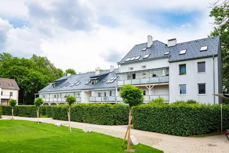Feldkirchen bei Graz - Erstbezug - Top 25 - Provisionsfreie generalsanierte Wohnung im Grünen mit Balkon zu verkaufen