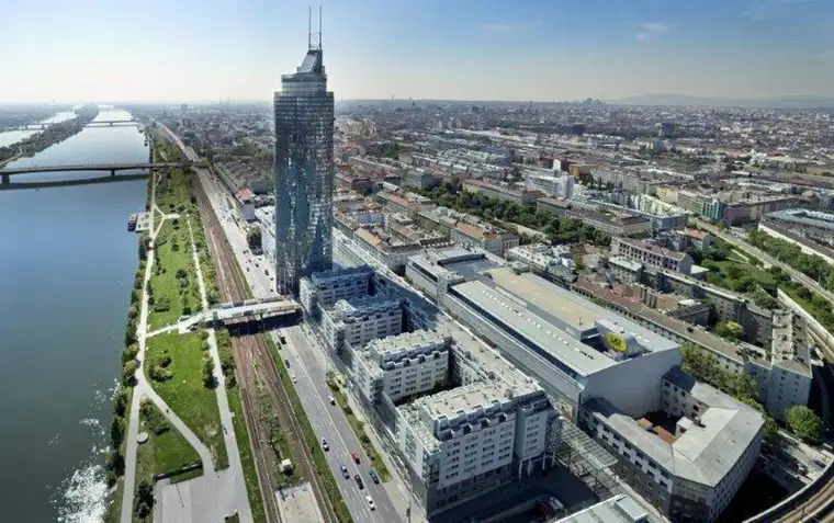 Harald Rank, Spiegelfeld Immobilien GmbH