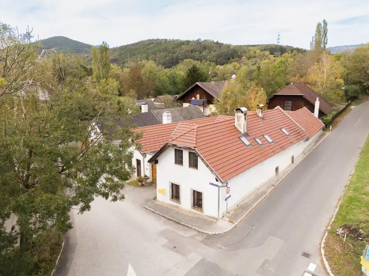 Kleines Anwesen für Pferdefreunde