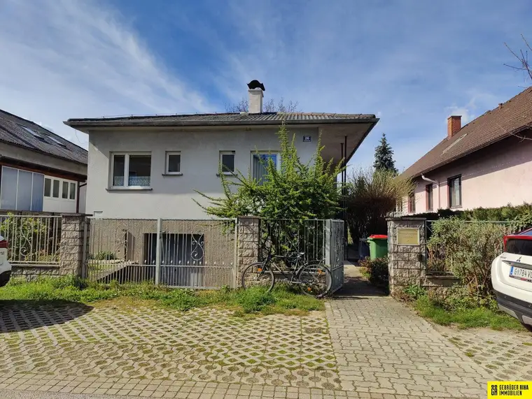 872 m² großes Grundstück - Einfamilienhaus mit Garten