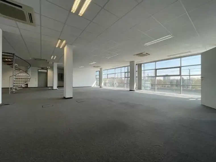 2 Monate mietfrei!!! Klimatisiertes Büro mit ca. 653,44 m² Nutzfläche