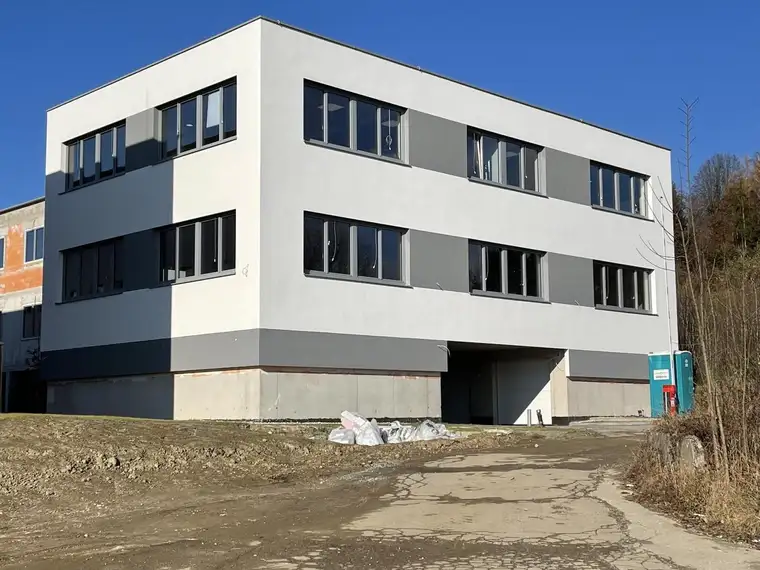 Bürofläche mit ca. 71,54 m² im Büro- u. Garagenpark Ottensheim BT II zu vermieten