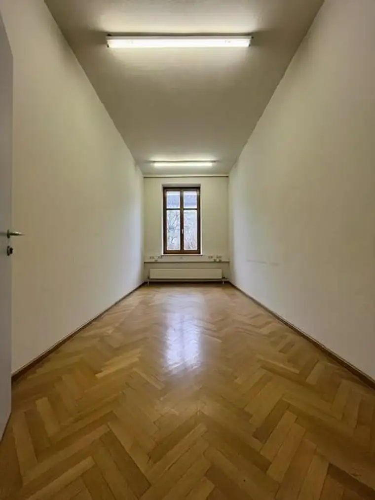 Einzelbüros von ca. 15 m² bis ca. 19,5 m² zu vermieten