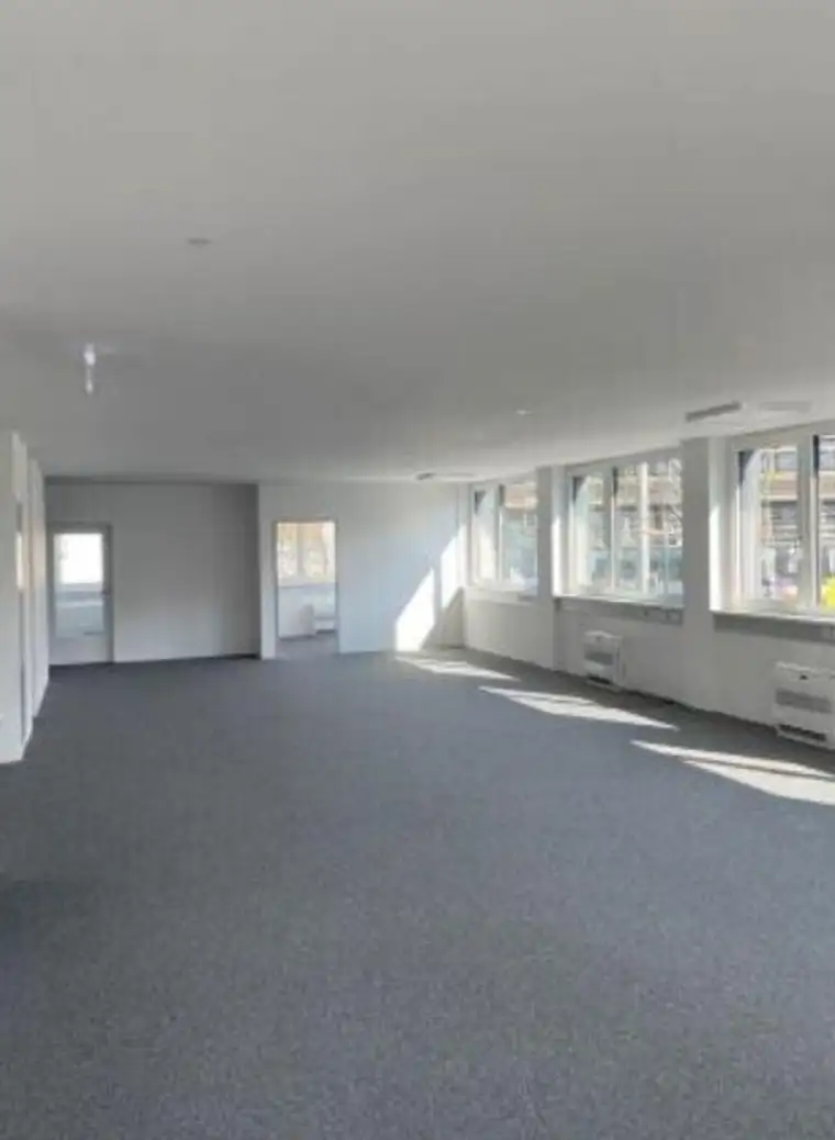 5020, Schillerstraße / Moderne klimatisierte Bürofläche im Norden Salzburgs / Itzling