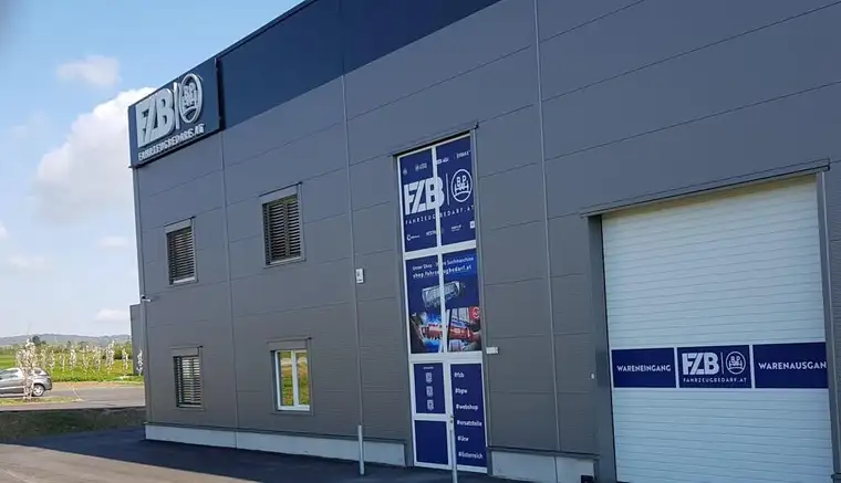 2203, Julius-Raab-Straße Gewerbehalle | Lager / Büro - / Verkaufsraum zur Untermiete im Squarebizz Business Center Eibesbrunn