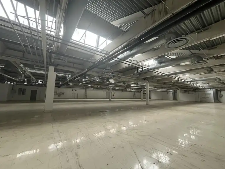 2100, Industriestraße Lager-,und Produktionsfläche im K01 zur Miete ab 850m²