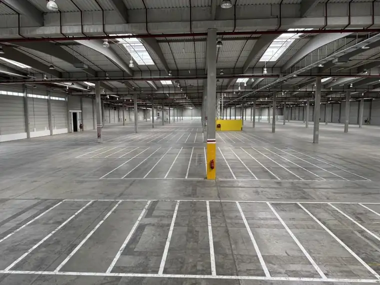 2104, Wiener Straße Hochwertiges Logistikobjekt im Norden von Wien-Spillern