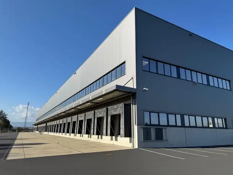 Log Center - Neuwertige Lager-, Produktions- und Büroflächen zur Miete, südlich von Graz