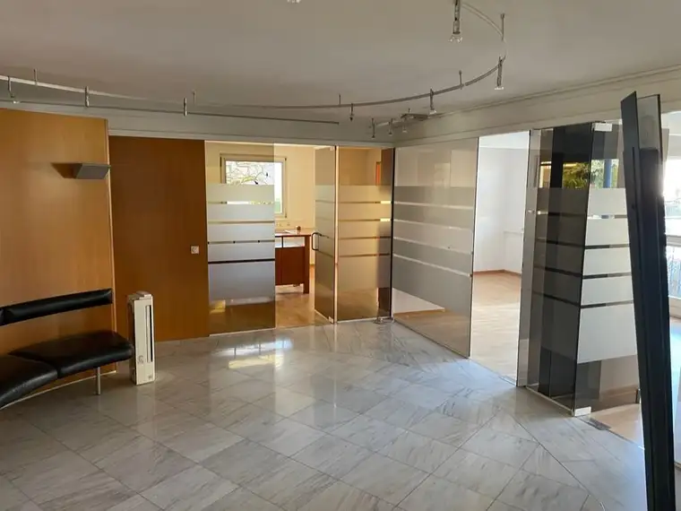 Erdgeschossbüro nahe Alpenstraße