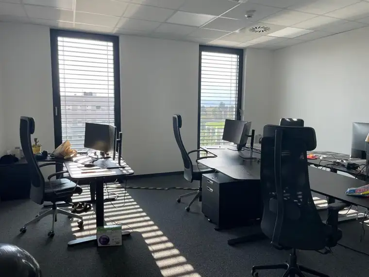 Hochwertig ausgestattete Bürofläche