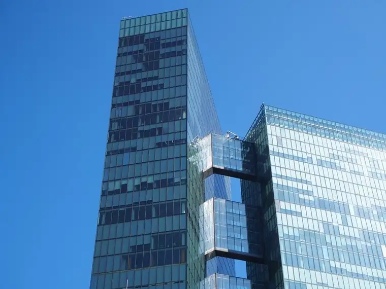 REGUS Business Office TWIN TOWERS