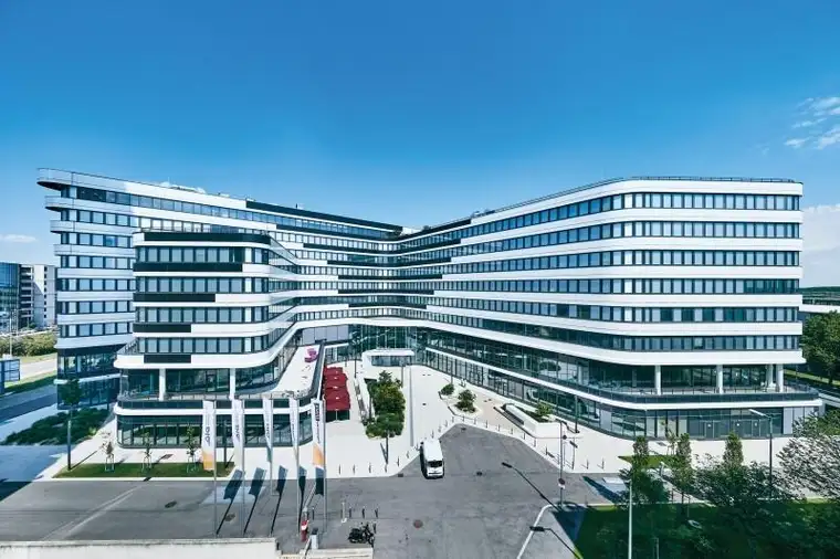 VIENNA Airport OFFICE PARK 4 | OUTST4NDING OFFICES