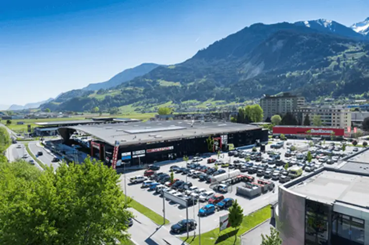 Moderne Einzelhandelsfläche mit 135m² provisionsfrei zu vermieten! 