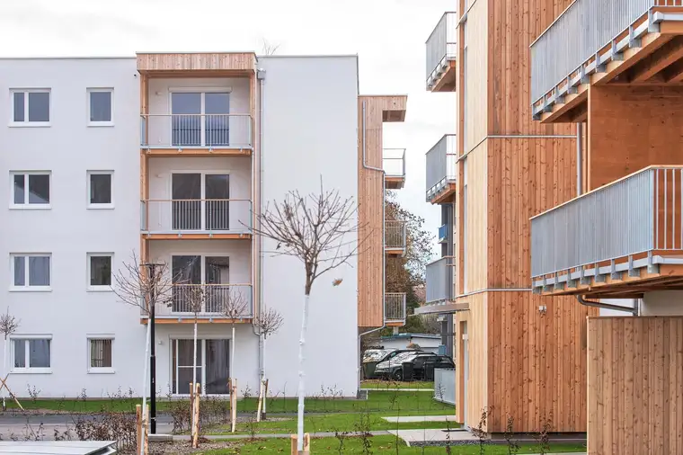 Nachhaltiges Wohnen: Moderne 2-Zimmer-Wohnung mit Balkon und Tiefgarage