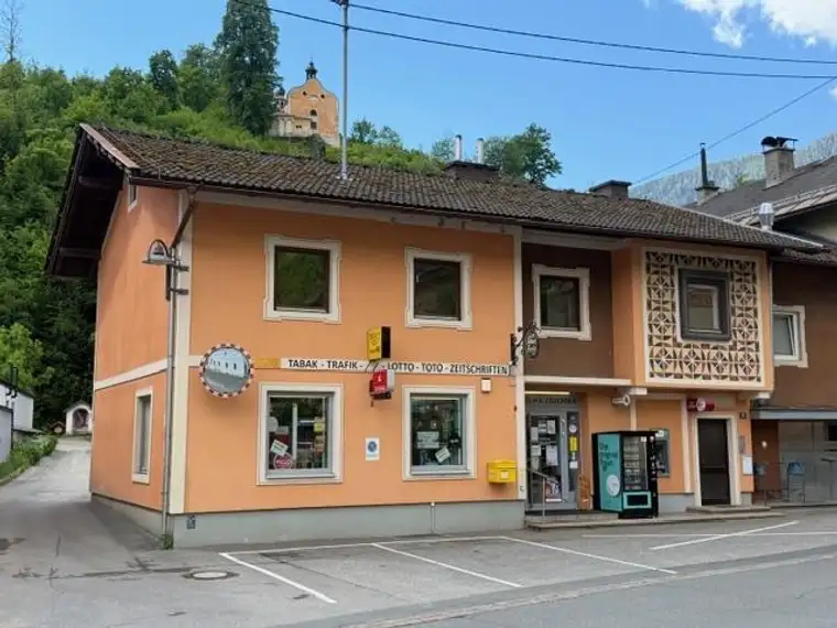 Wohn- und Geschäftshaus 