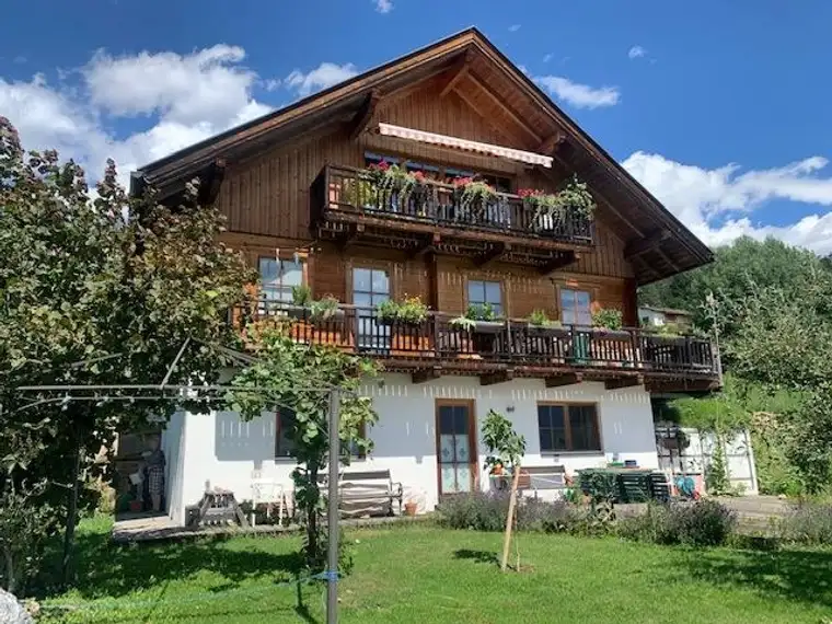  Wohnhaus mit herrlichem Weitblick