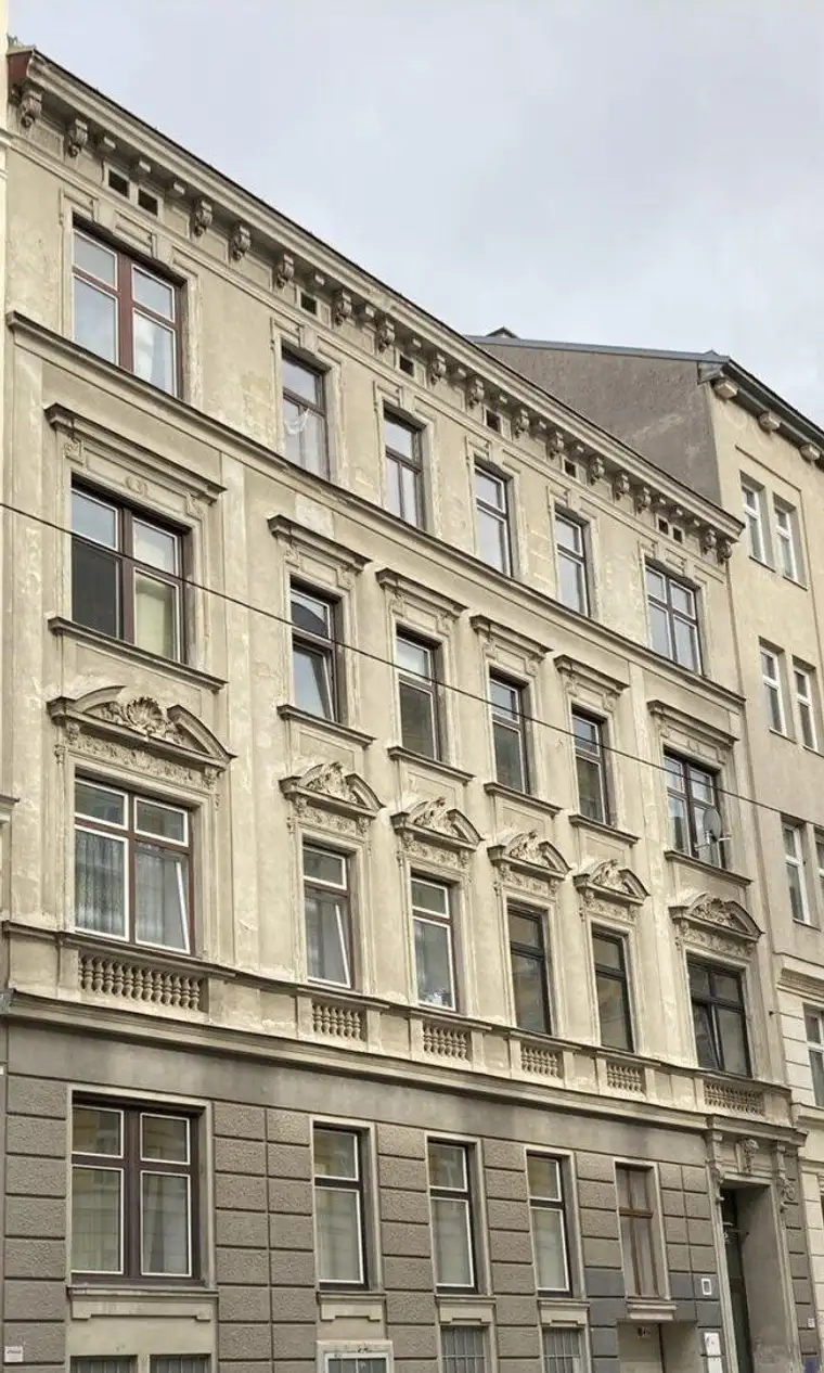Bestandsfreies Zinshaus mit DG Baugenehmigung ca.200m²