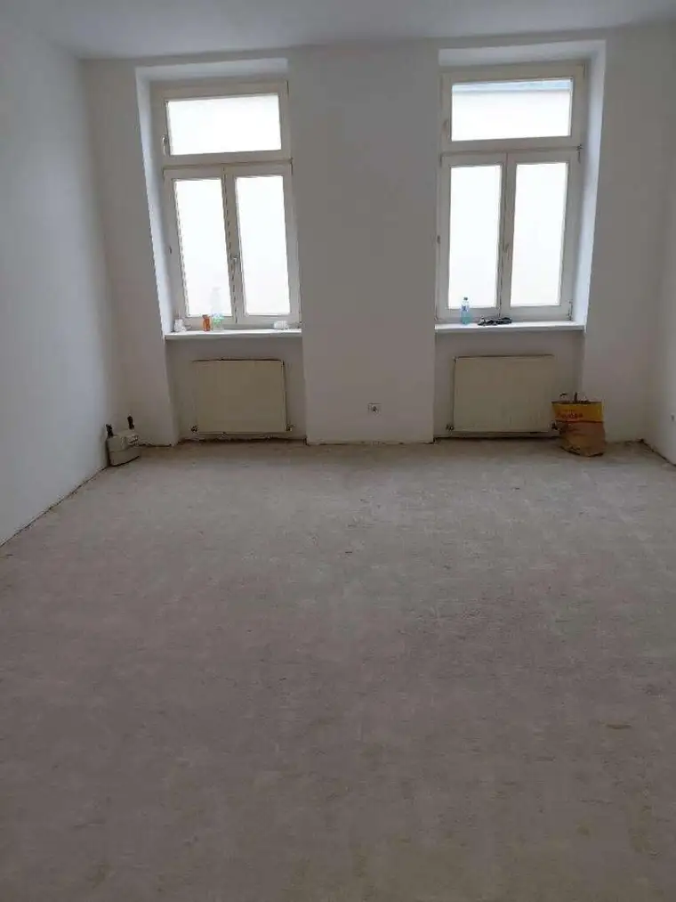 Renovierungsbedürftiges Altbauarpartment 31m² in Toplage 1090 Wien !