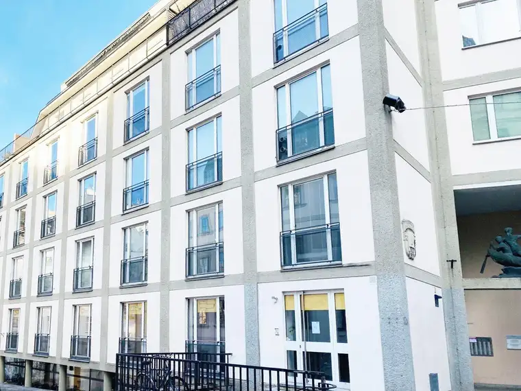 Perfekte geschnittene Neubauwohnung in exzellenter Mikrolage mit Garagenplatz