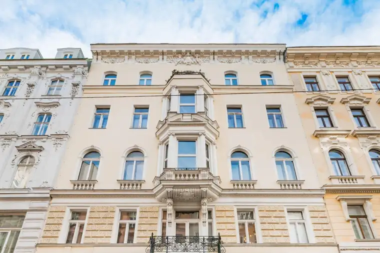 Lindengasse 25 - Wohnen ums Eck der Mariahilfer Straße