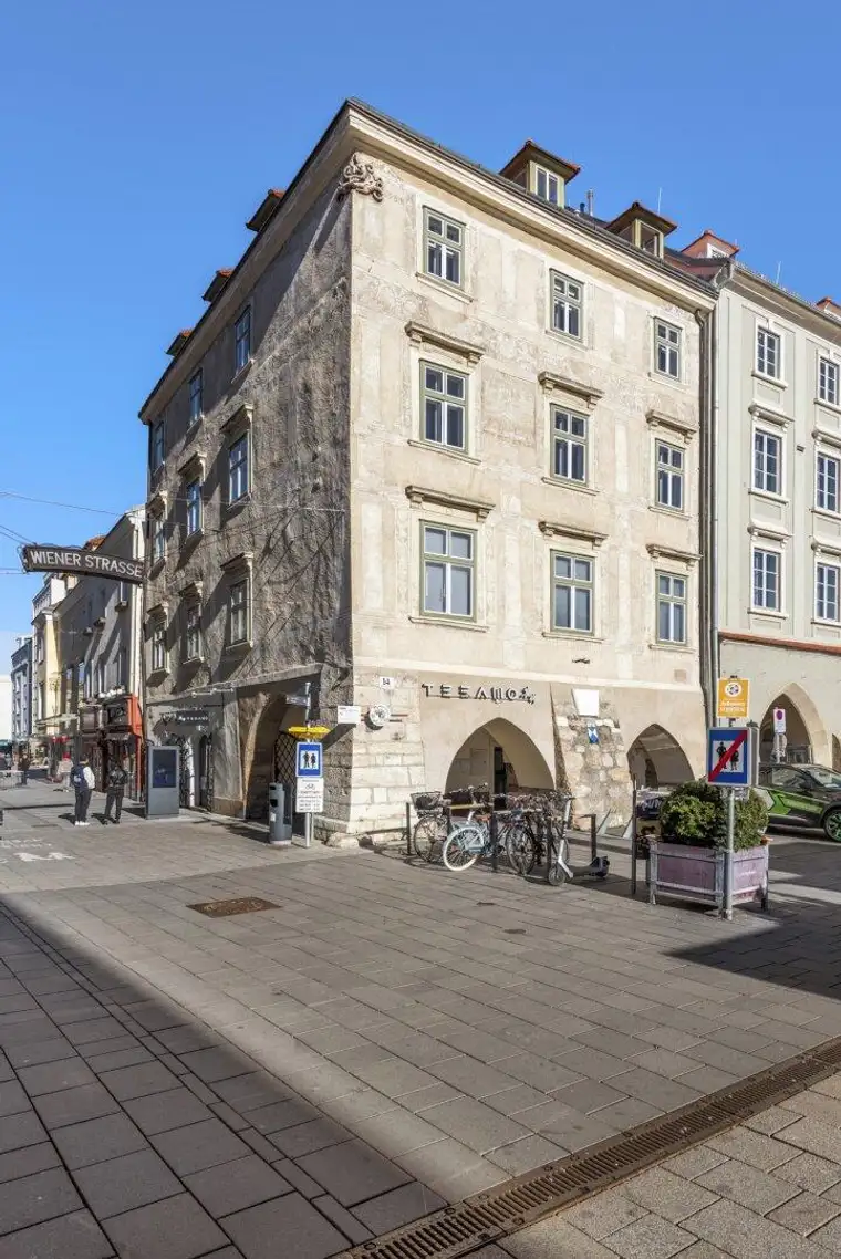 Wunderschönes Innenstadt-Eckgeschäftslokal! Im Kreuzgewölbe, mit Charme, in Bestlage | 2 Etagen | Barrierefrei