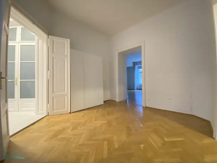 INNENSTADT-ALTBAUMIETE - NÄHE GRABEN