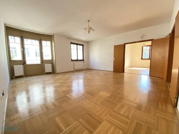 MIETWOHNUNG MIT BALKON - NÄHE PALAIS LIECHTENSTEIN - AB AUG. 2025