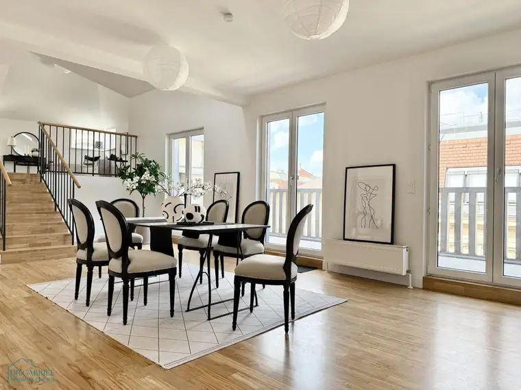 HERRLICHE INNENSTADT-DACHGESCHOSS-WOHNUNG MIT TERRASSE
