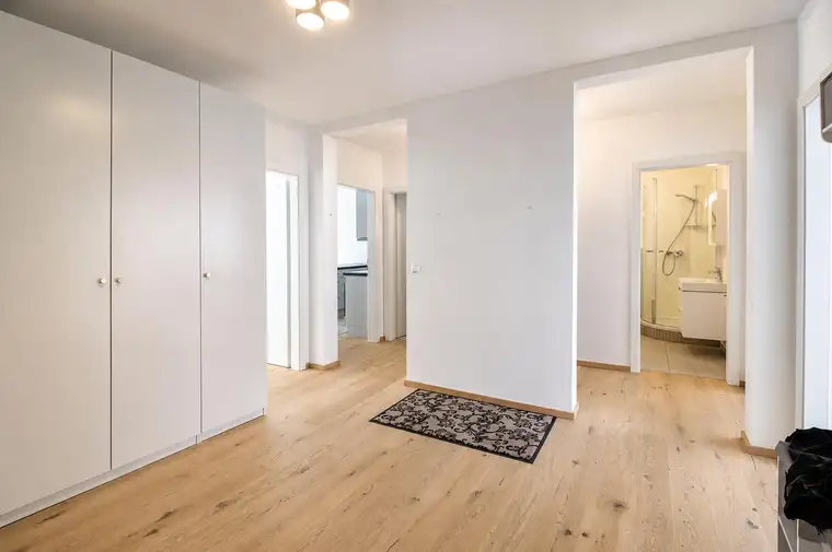 Top sanierte Wohnung in Grünlage – Zweitwohnsitz möglich