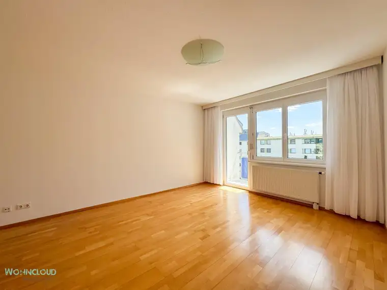 STADTLICHT &amp; LOGGIA - MARILAUNS RUHIGES GLANZSTÜCK