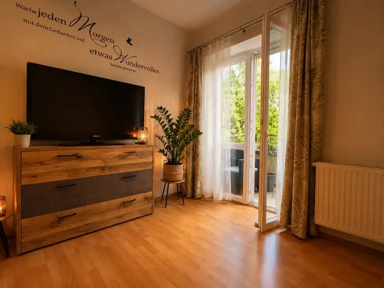 Modernes Wohnen mit Balkon – durchdachtes Raumkonzept inklusive