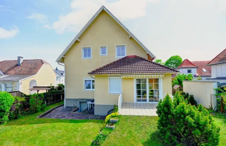 Charmantes Einfamilienhaus mit Potenzial in idyllischer Lage – Bad Fischau