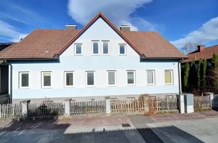Attraktives Mehrfamilienhaus in Wimpassing – Eine Investitionsmöglichkeit mit Zukunft!