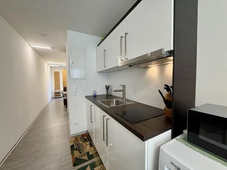 Wohnapartment mit Terrasse und Garten