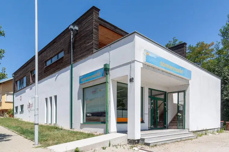Geschäftslokal direkt auf Wiener Straße Neusiedl am See – Perfekte Lage für Ihr Unternehmen